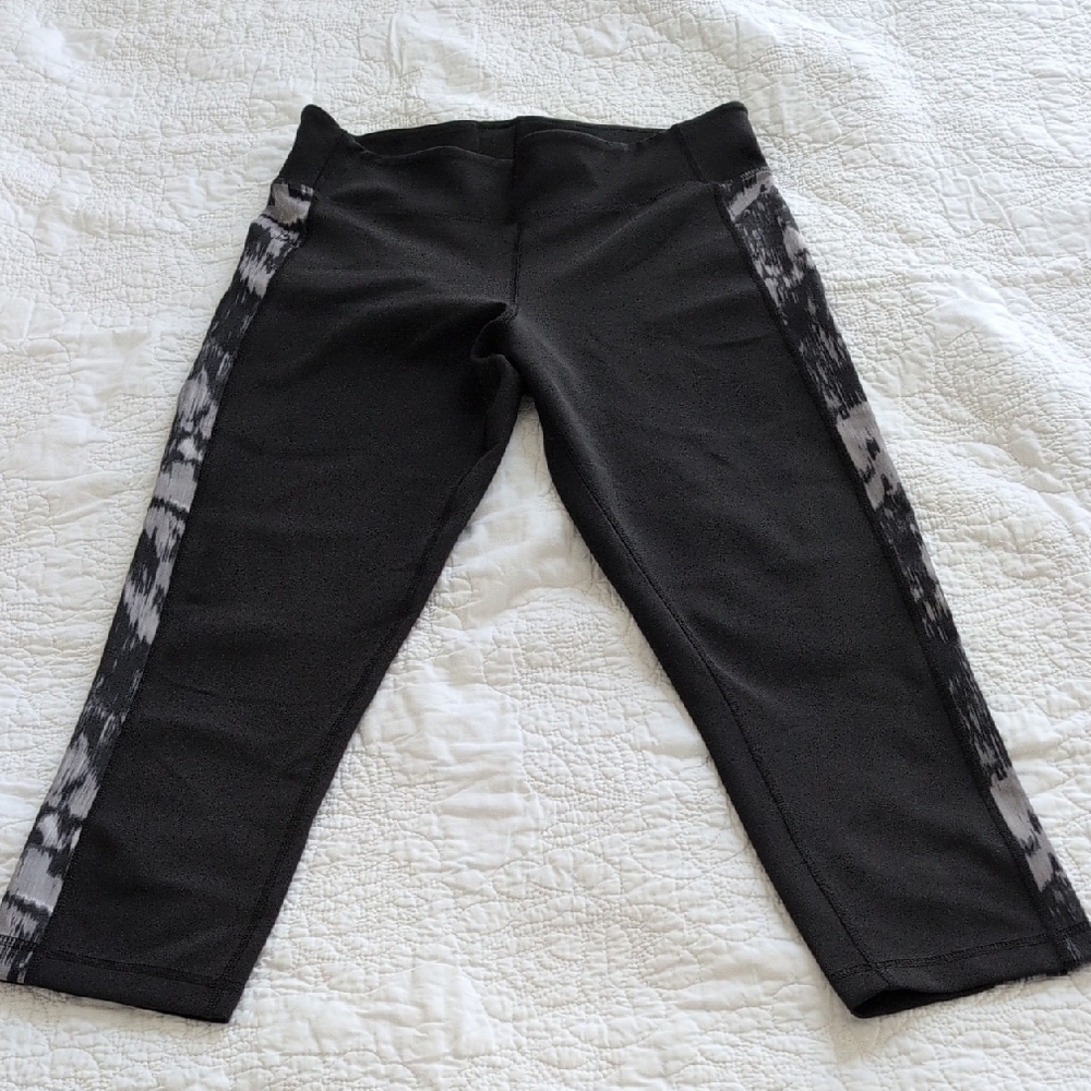 adidas Black Leggings with Patterned Gray Stripes